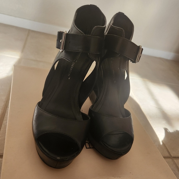 BCBGeneration black wedge - Picture 12 of 12